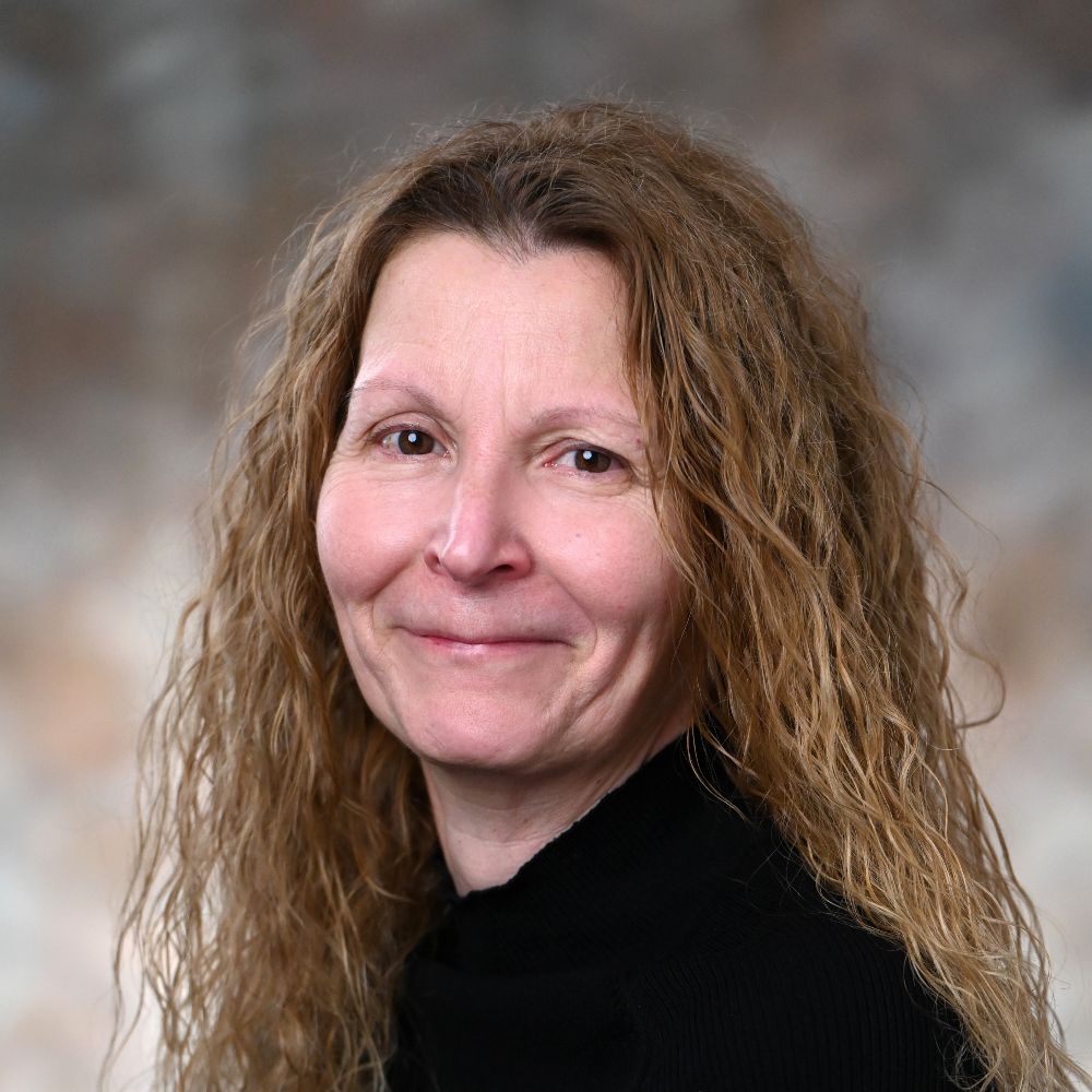 Dr. Taralik Krisztina