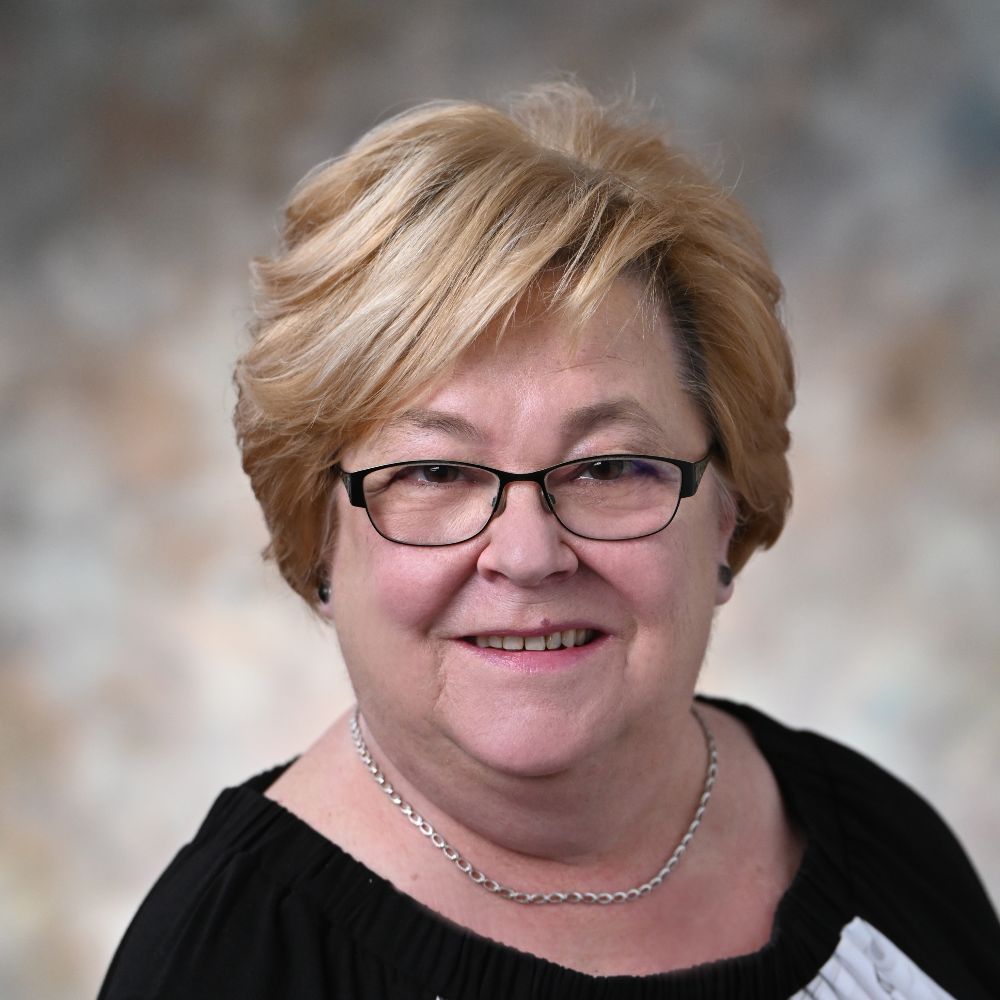 Dr. Herneczky Andrea