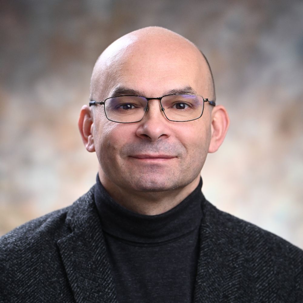 Dr. Kőműves Zsolt Sándor