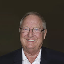 Dr. Horn Péter rector emeritus, az MTA rendes tagja